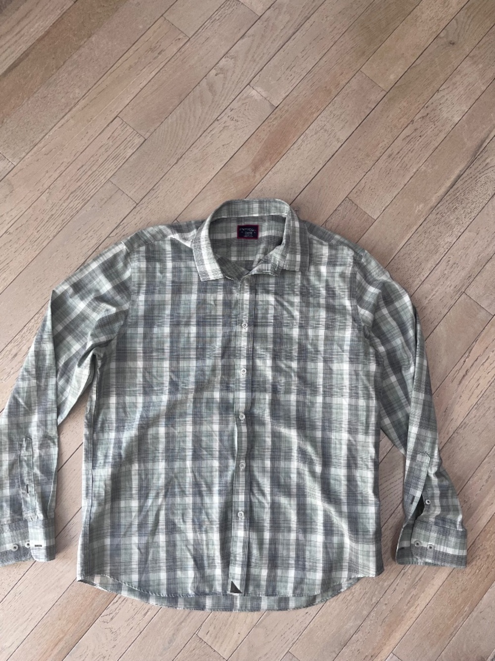 UNTUCKit Collins WF Men's XL Green Gray White Plaid Long Sleeve Button Up Shirt